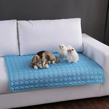 Dog Cooling Mat – Extra Large Self-Cooling Pad for Dogs & Cats